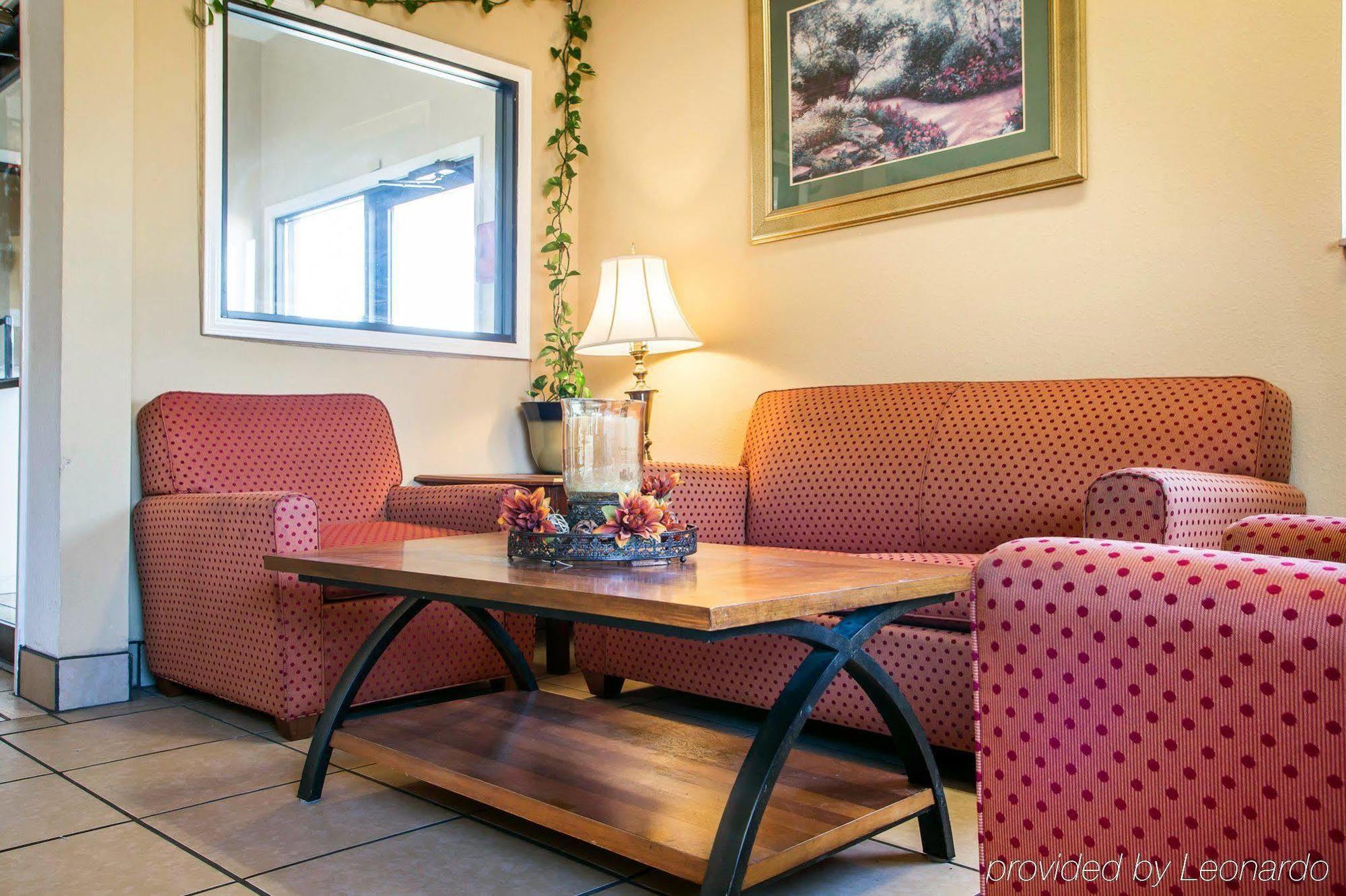 Red Lion Inn & Suites Caseyville Bagian luar foto