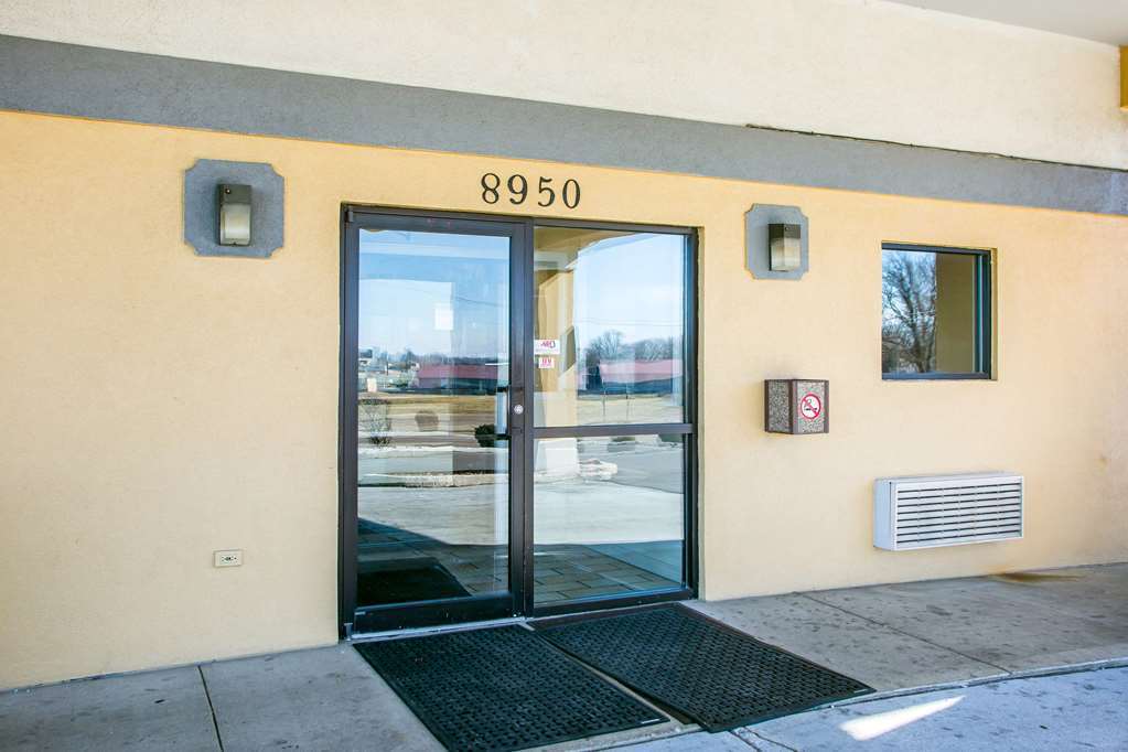 Red Lion Inn & Suites Caseyville Bagian luar foto